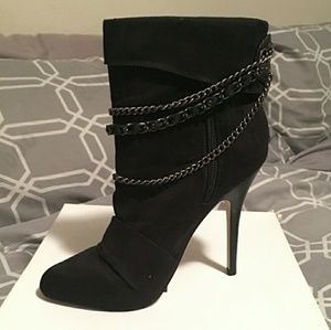 💕2 X $20💕 Baker boots